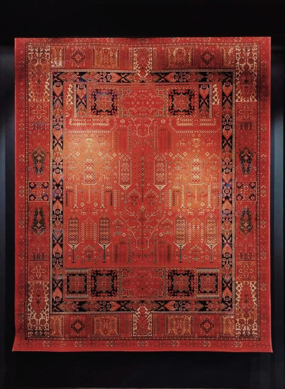 Contemporary Iranian carpet design